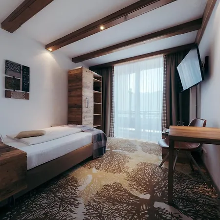 מלון Seehotel Schlierseer Hof 4*